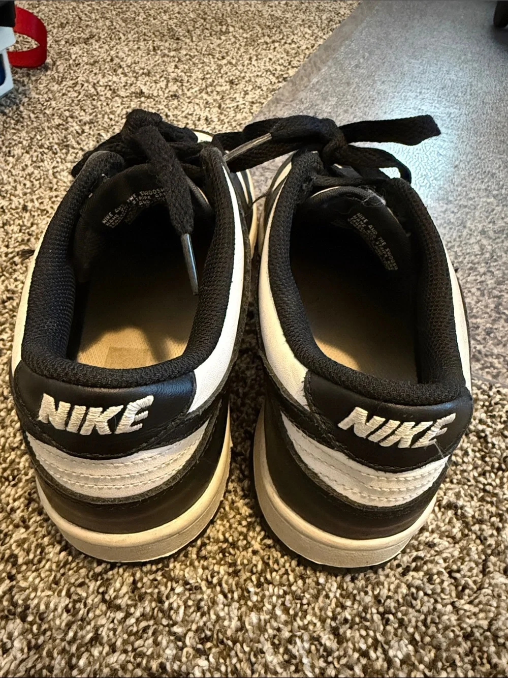 Nike Dunks Panda Big Kids 6.5 Black and White Low-Top Sneakers